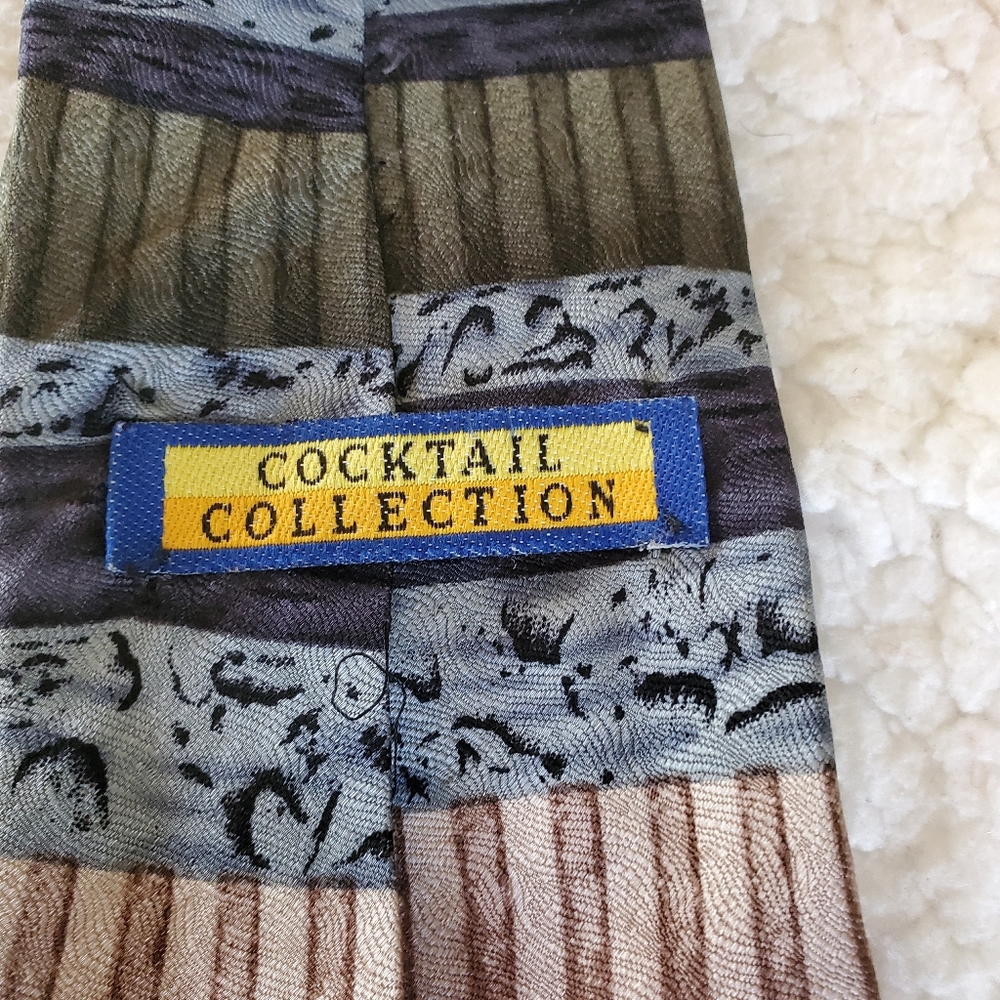 Men's Tie - Picture 2 of 2